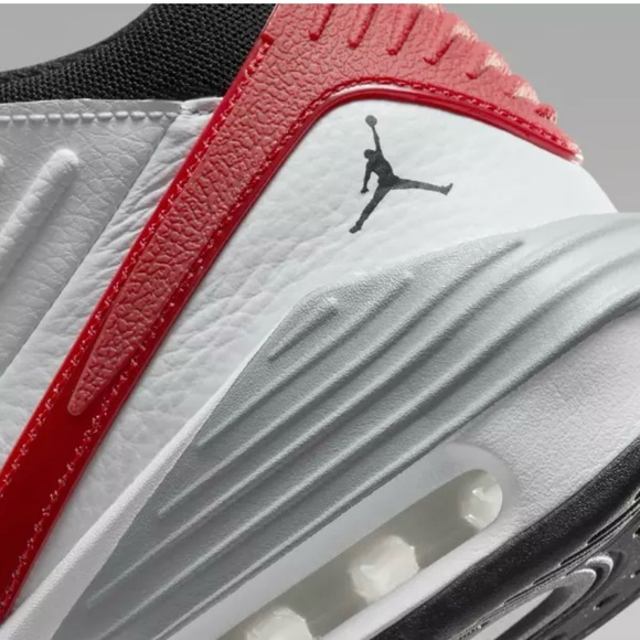 Nike Jordan Max Aura 5 Shoes 'White/Varsity Red' (DZ4353-101) Men’s 10.5 - Picture 7 of 13
